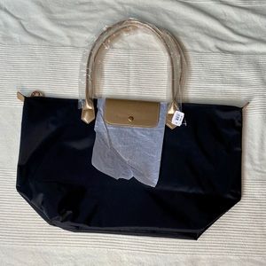 NWT Bath and Body Works Black and Gold Tote Bag